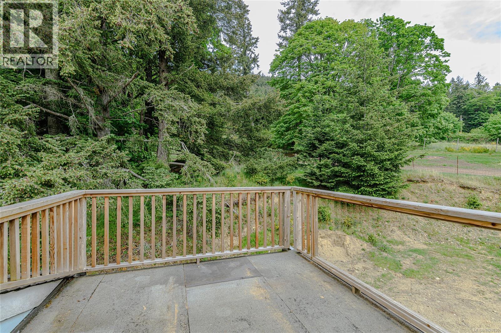 1832 Fulford-Ganges Rd - 30