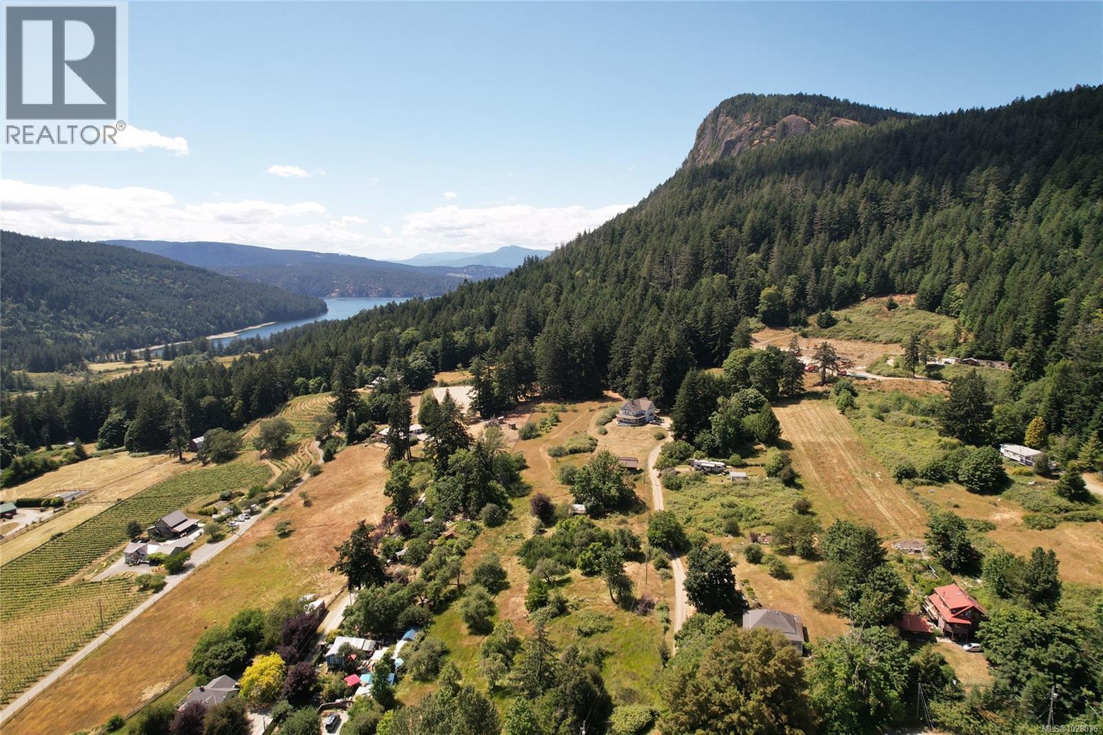 1832 Fulford-Ganges Rd - Image 51