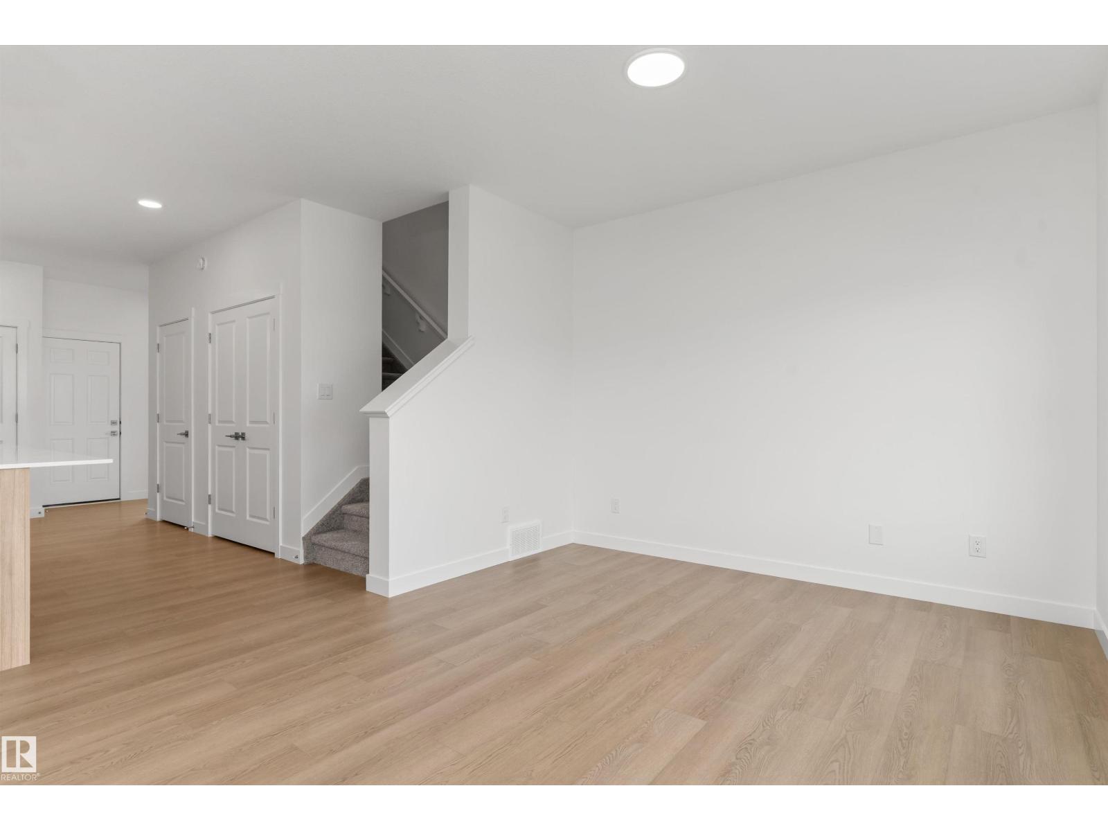 1054 CRISTALL CR SW - 17