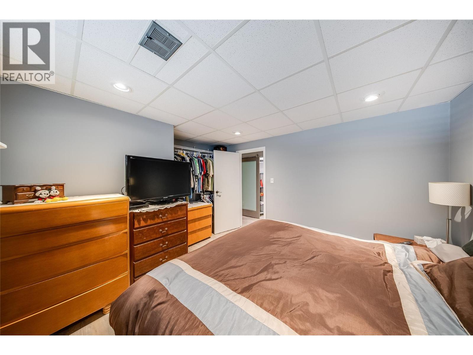 3651 Carnation Drive - 40