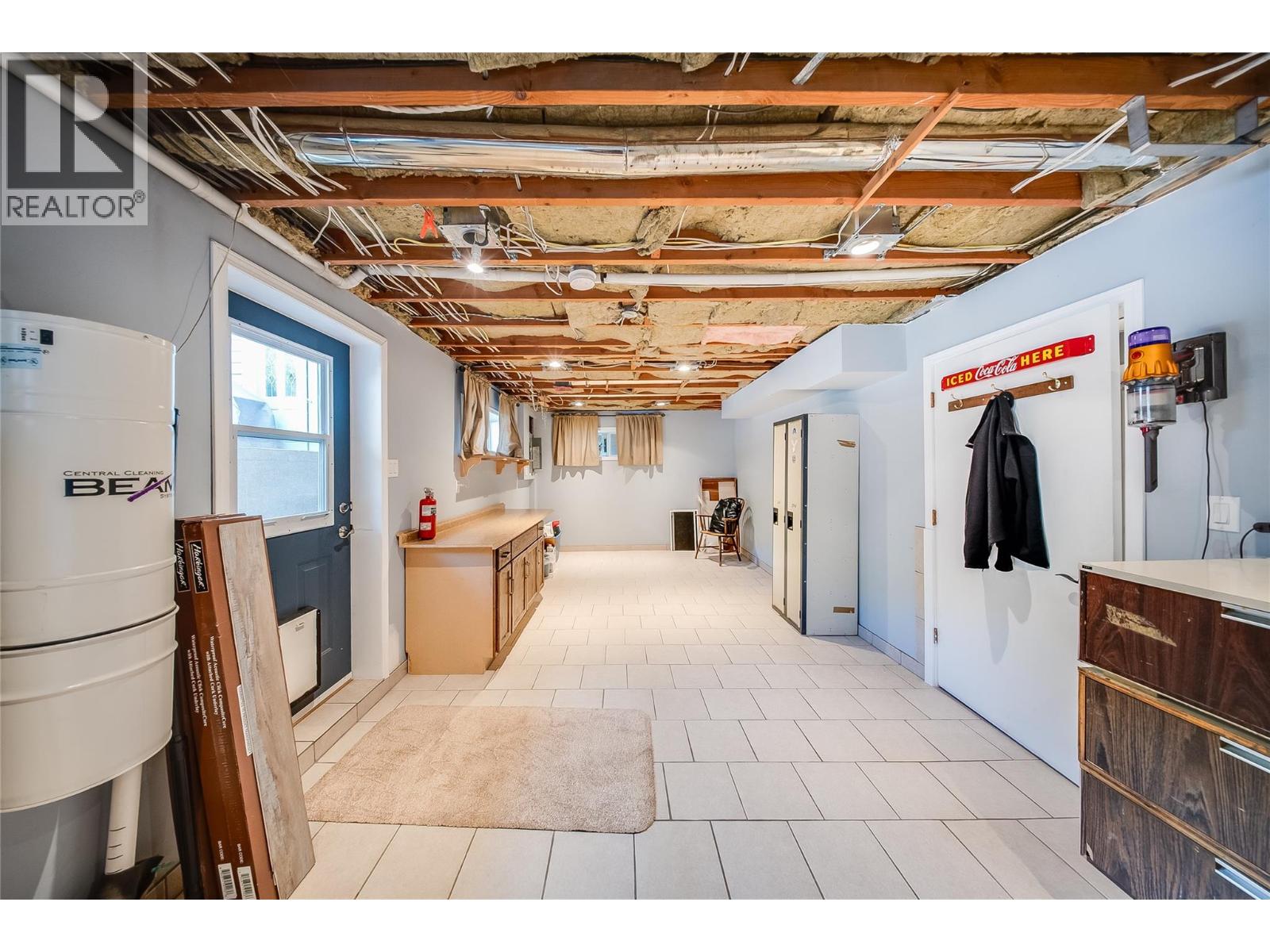 3651 Carnation Drive - 42