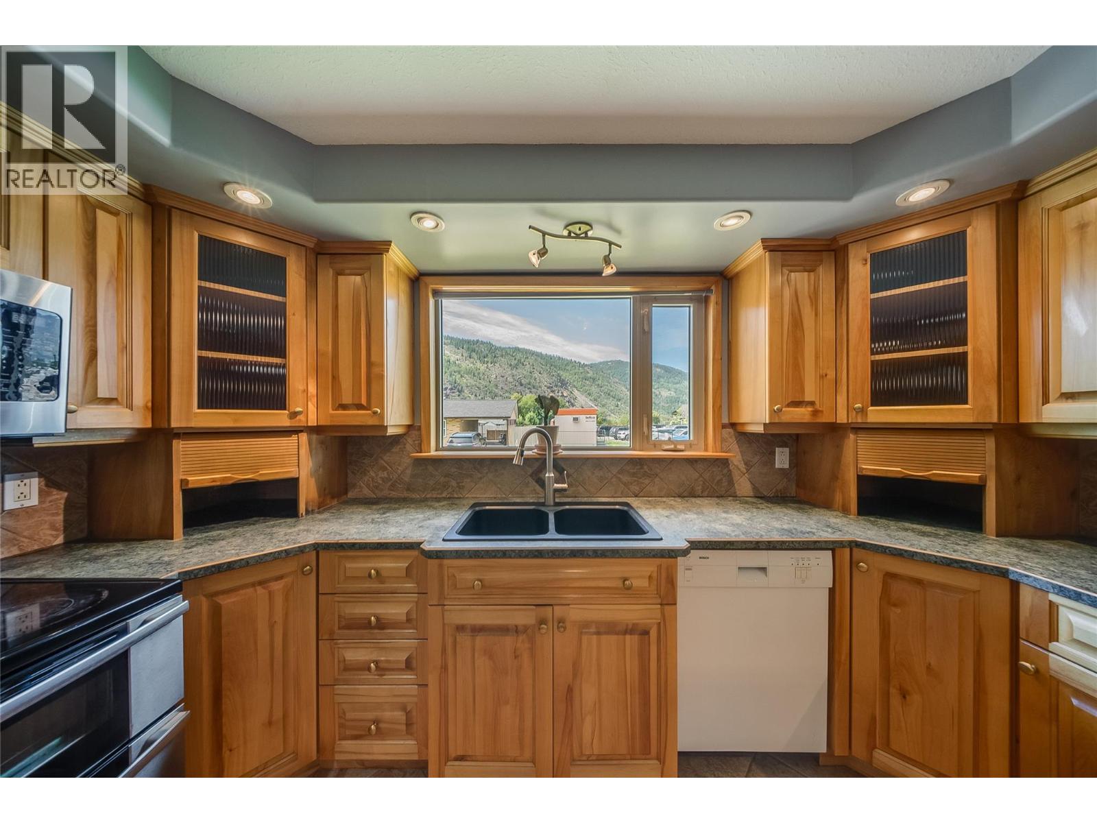 3651 Carnation Drive - 4