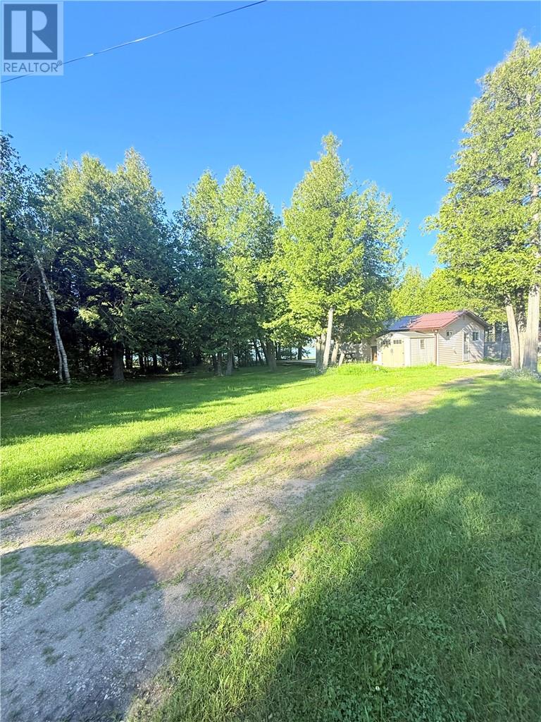 60 Leask Bay Shores - 3