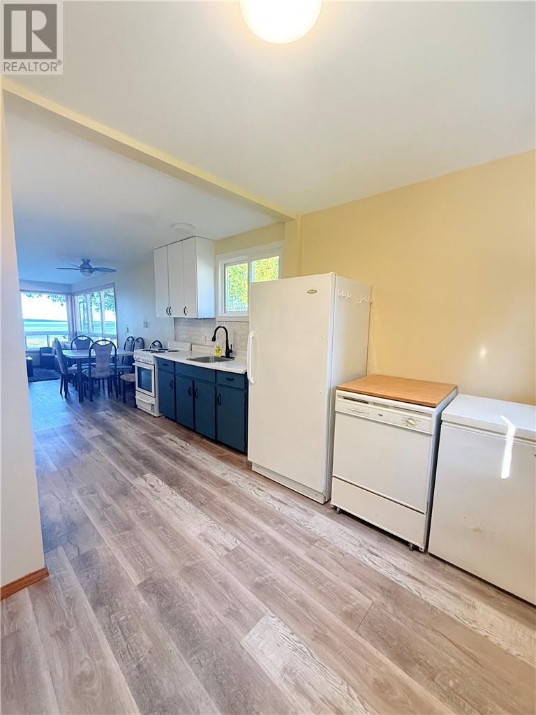 60 Leask Bay Shores - 4
