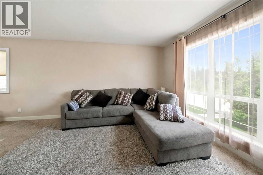 364 Kingston Drive — photo 7