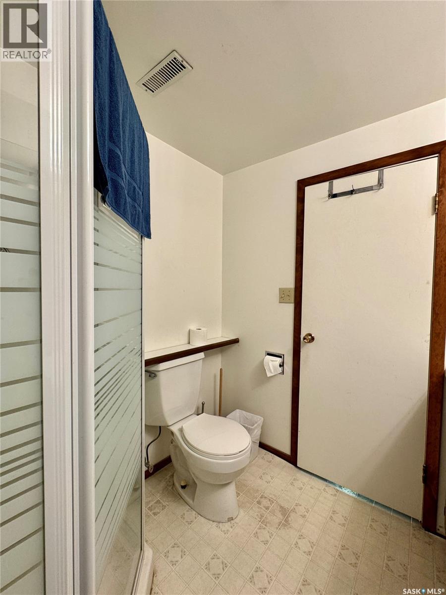 136 Darlington STREET E — photo 45