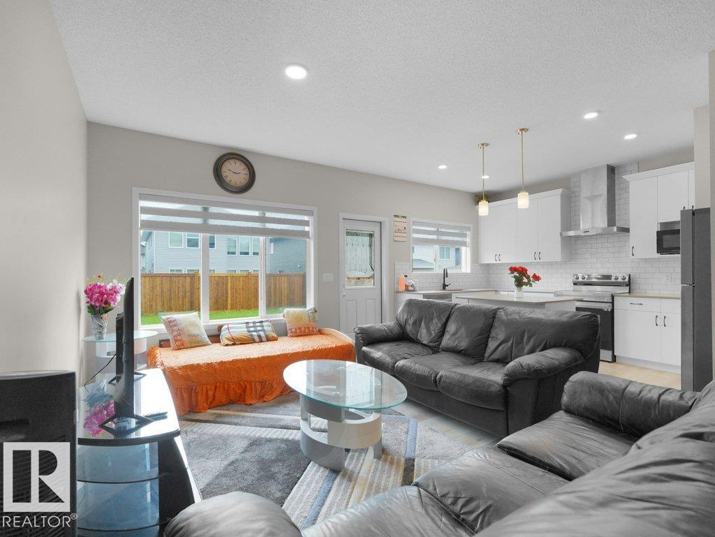 2039 13 AV NW - 17