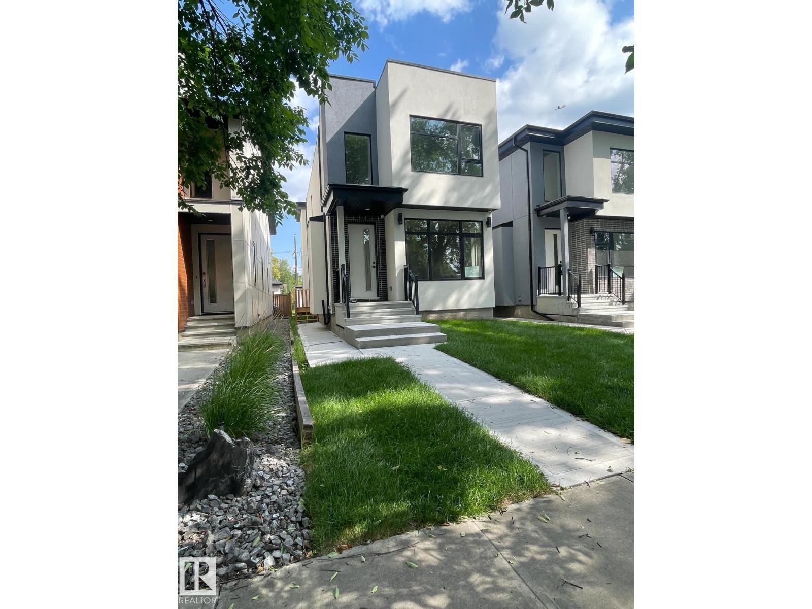 10227 146 ST NW - 6