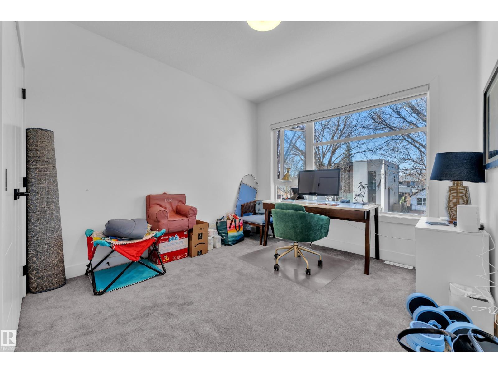 10227 146 ST NW - 45