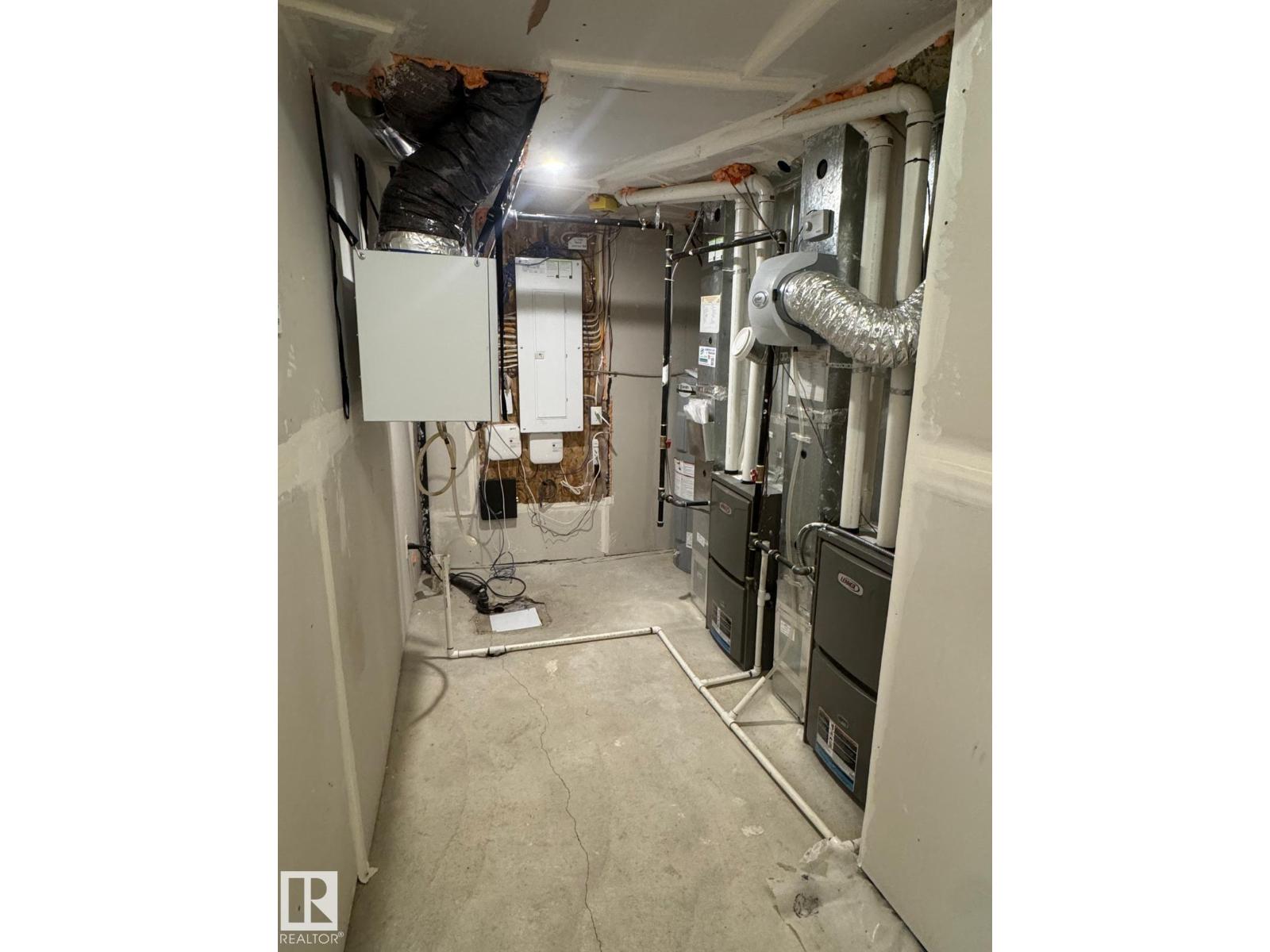 10227 146 ST NW - 58