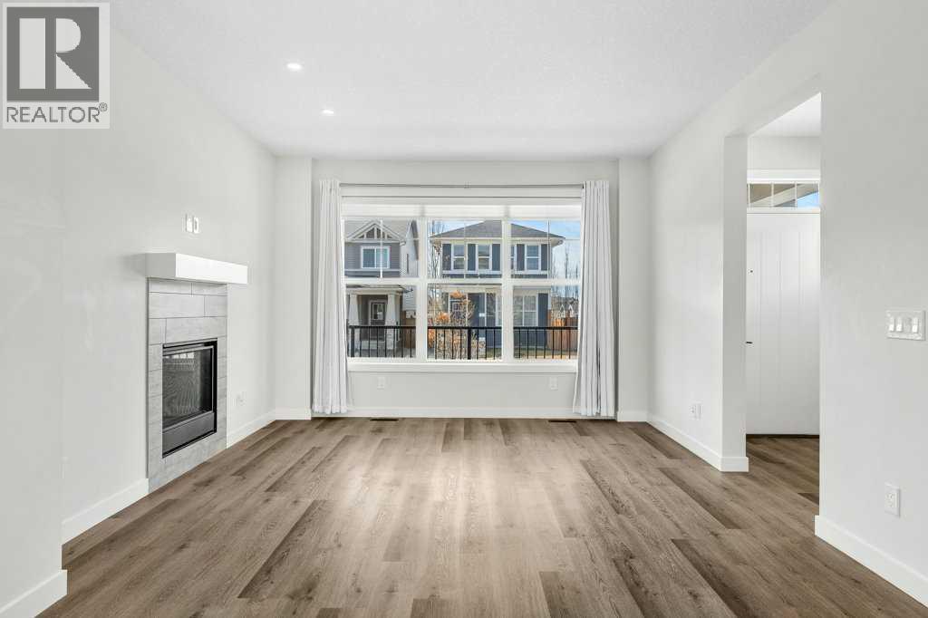 8 Bergamot Street - 5