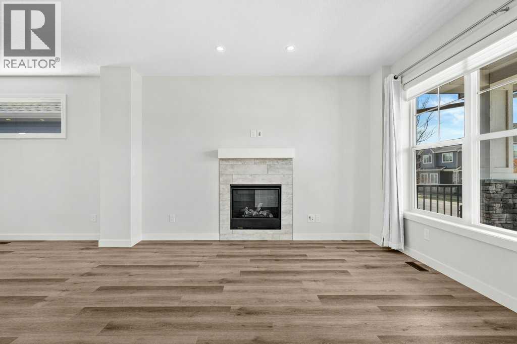 8 Bergamot Street - 6