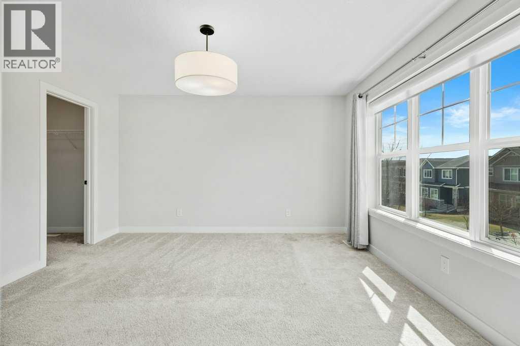 8 Bergamot Street - 21