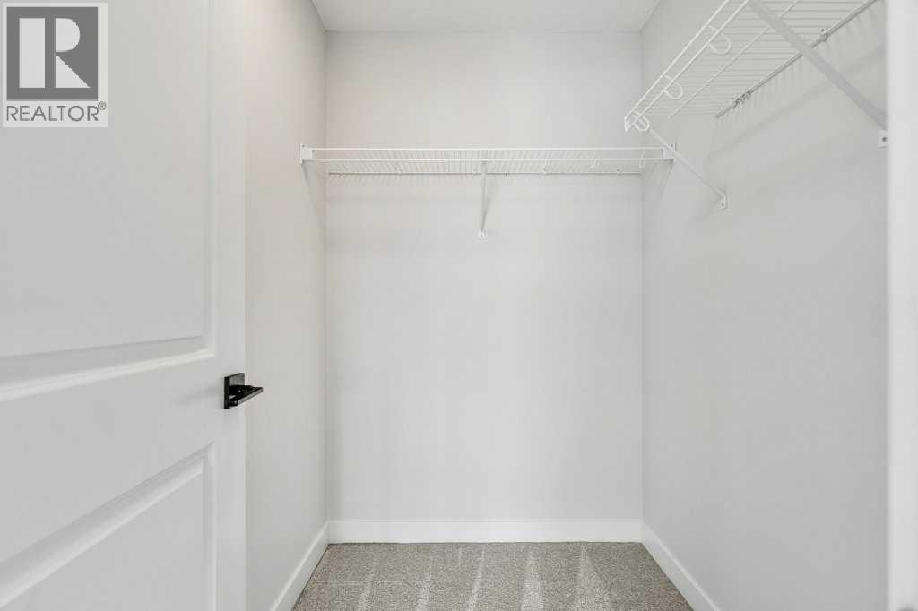 8 Bergamot Street - 23