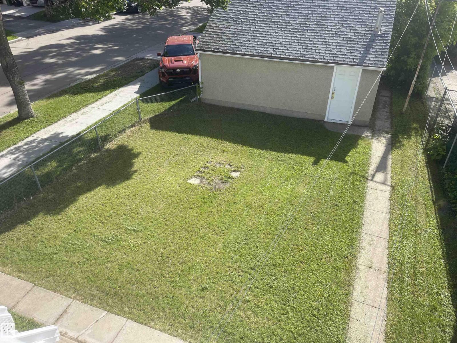 11161 96 ST NW - 18