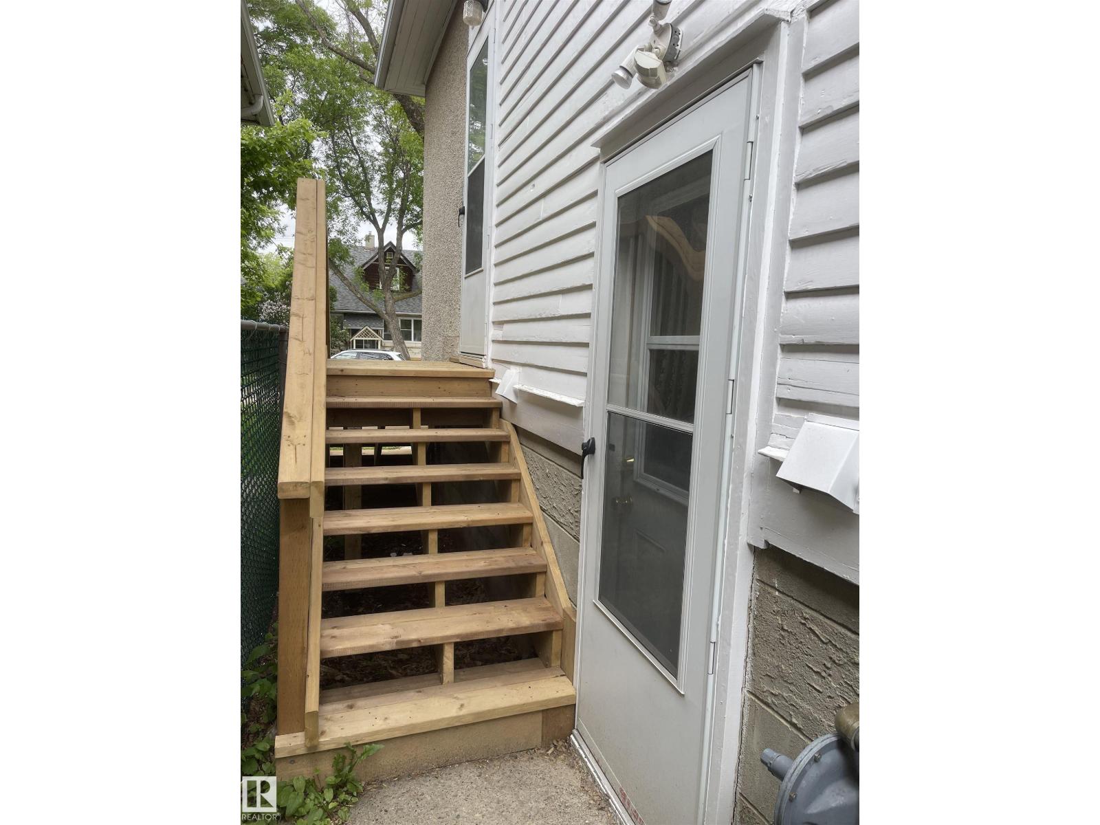 11161 96 ST NW — photo 37