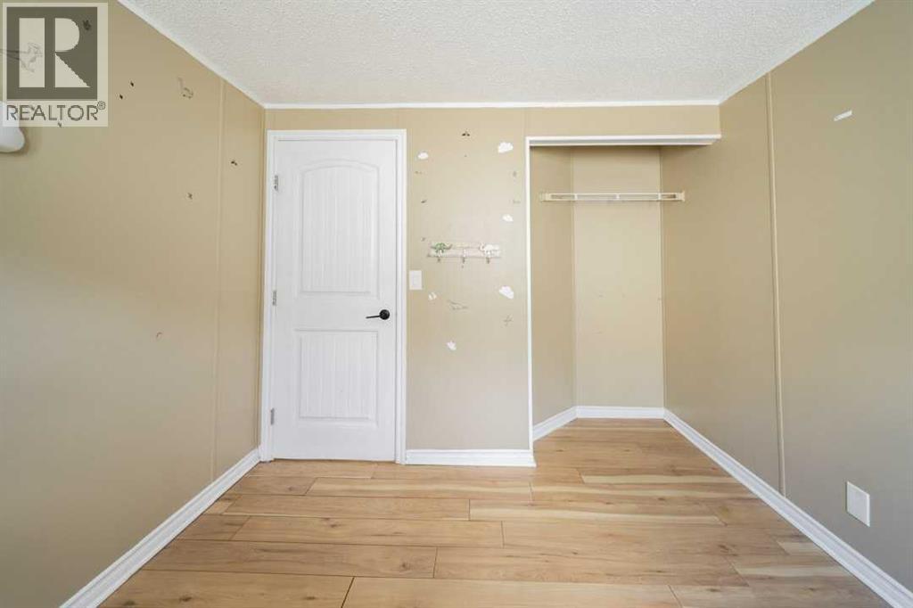101 Hoehne Street — photo 16