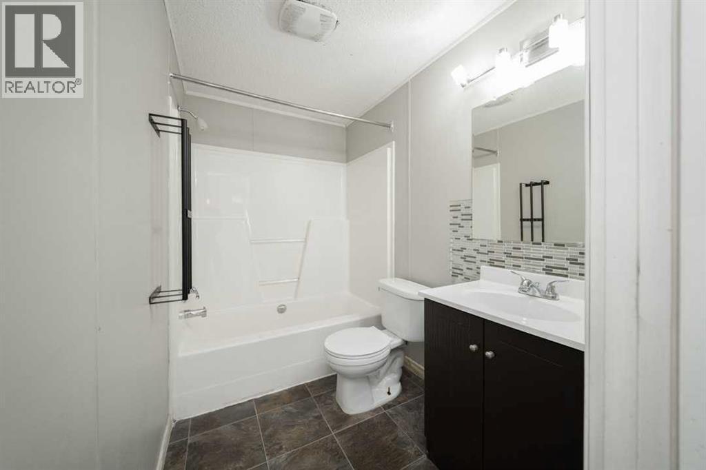 101 Hoehne Street — photo 17