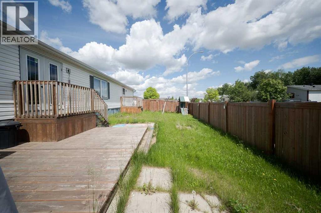 101 Hoehne Street — photo 21