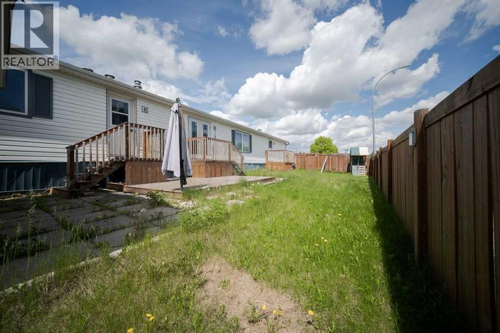 101 Hoehne Street — photo 22