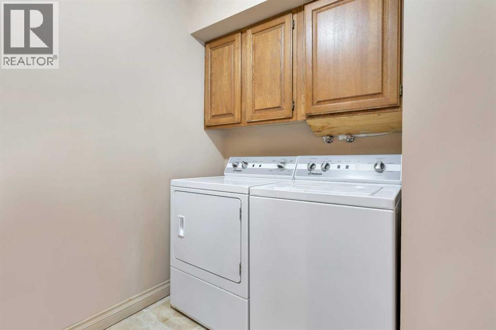 69 McCullough Crescent — photo 19