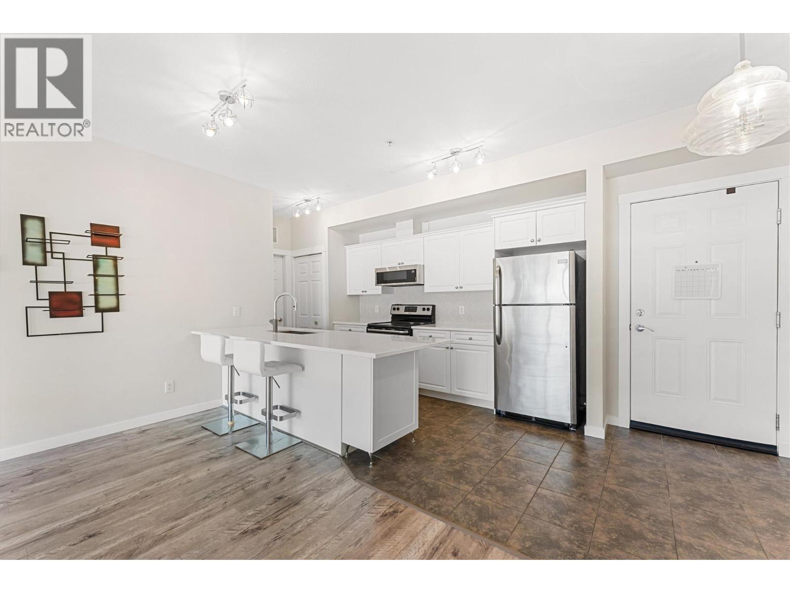 #303 3550 Woodsdale Road - 1