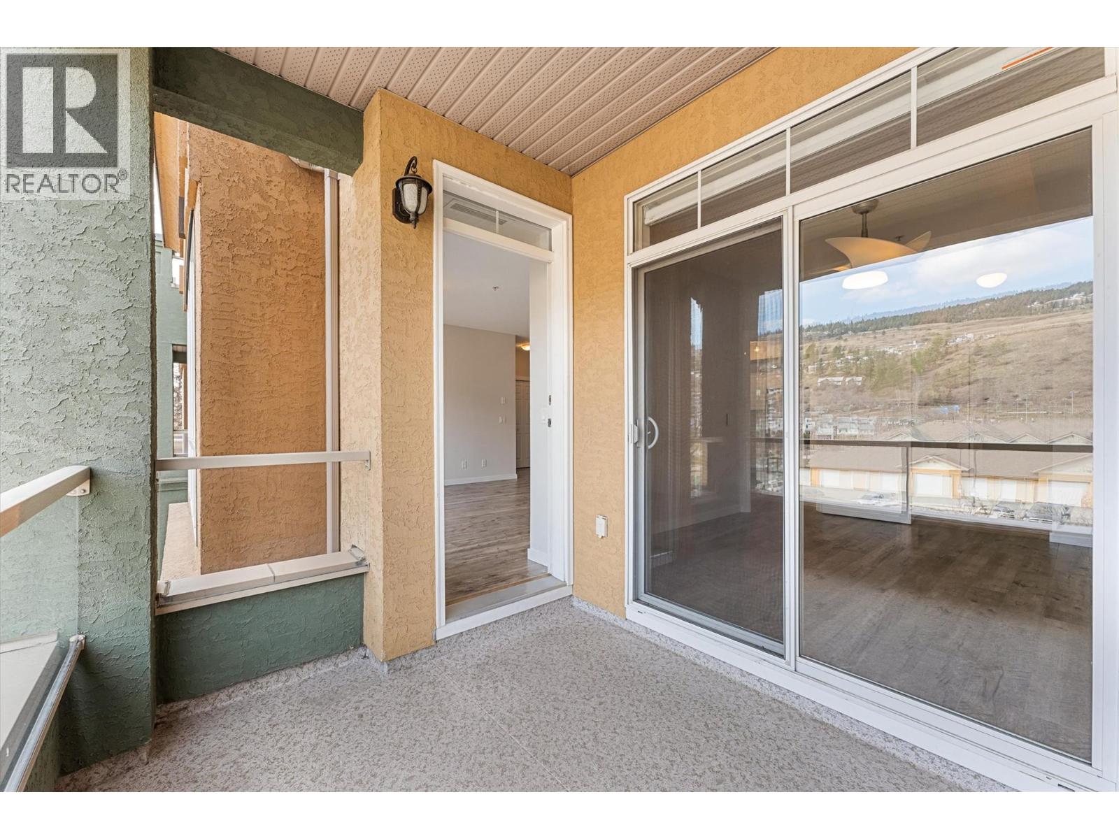 #303 3550 Woodsdale Road - 17