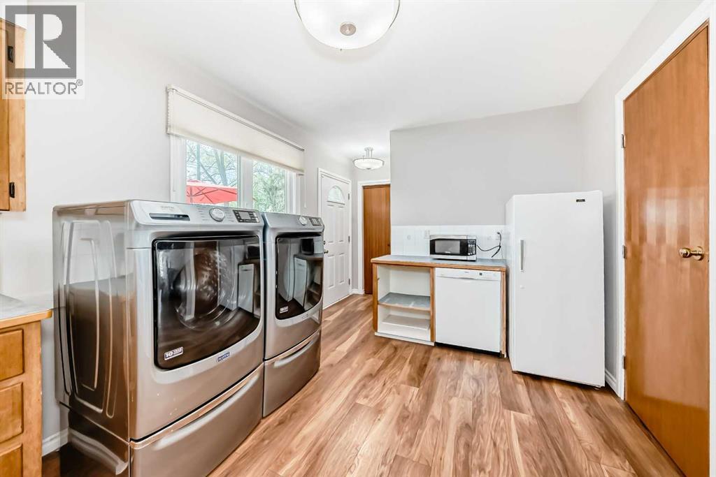 2121 Westview Crescent — photo 11