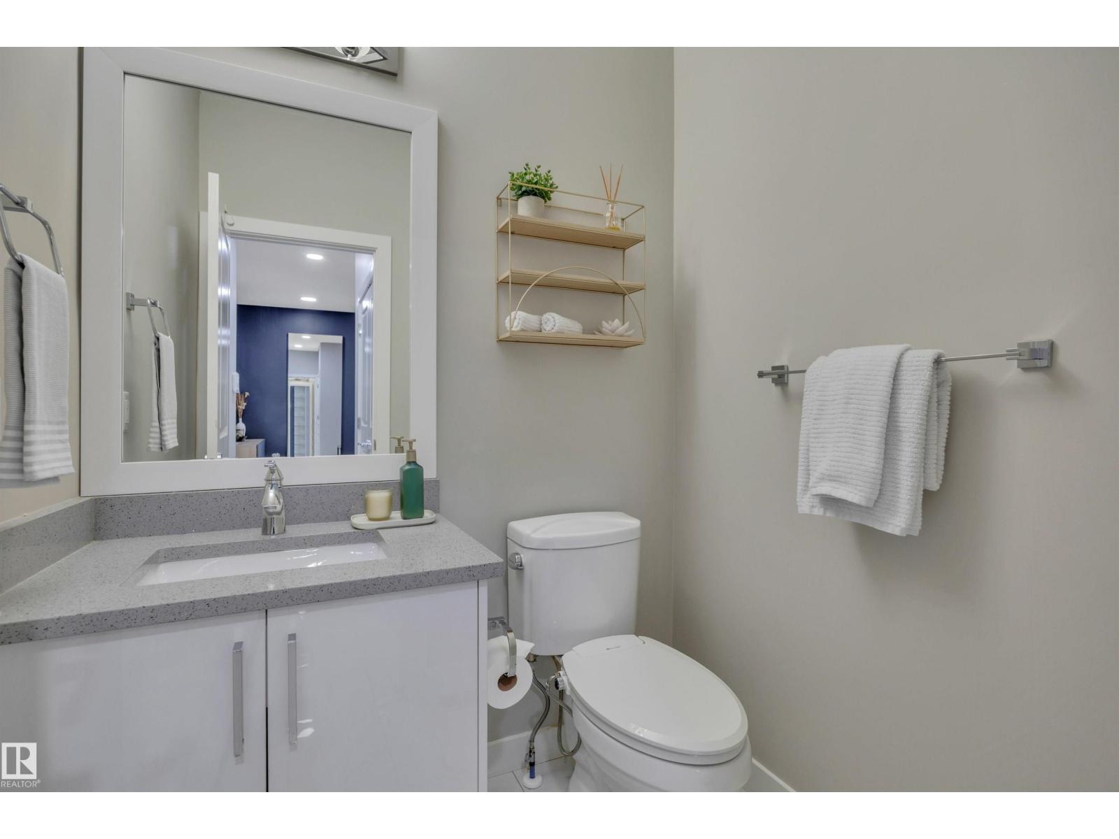 3808 45 AV — photo 22