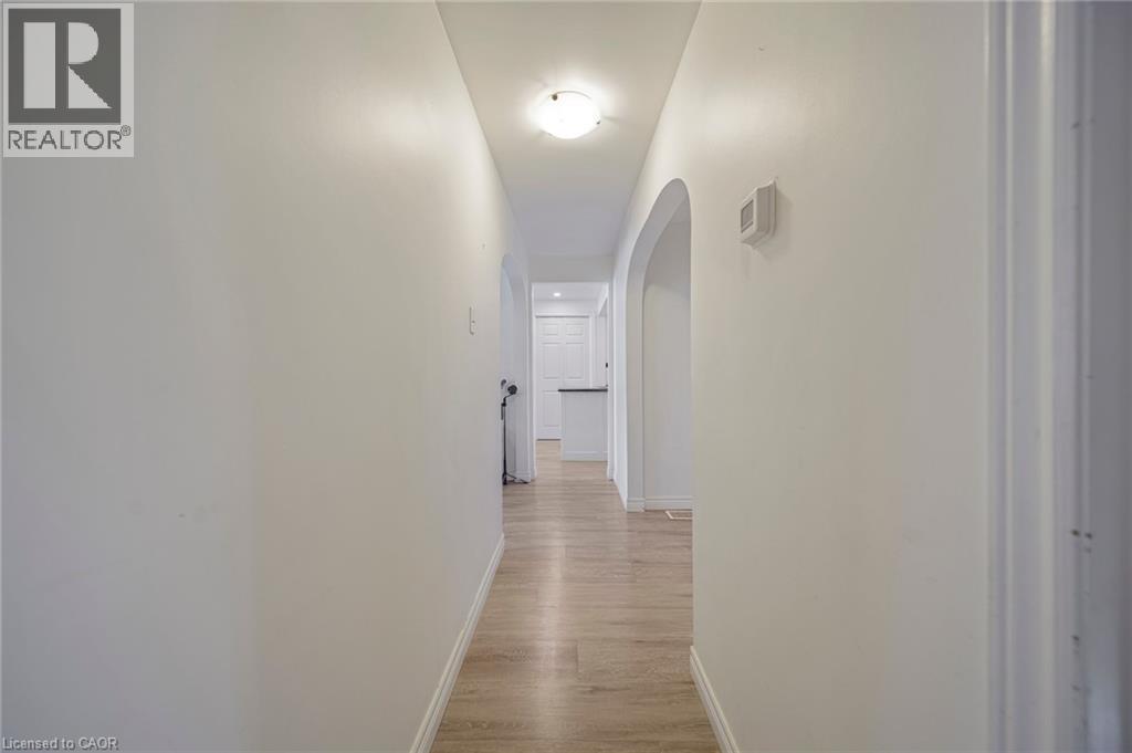 24 PARK Street - 26