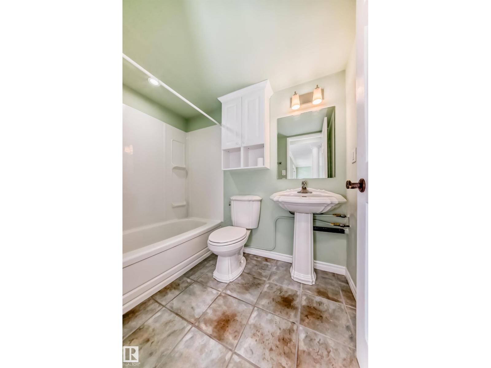 #606 8310 JASPER AV NW — photo 32