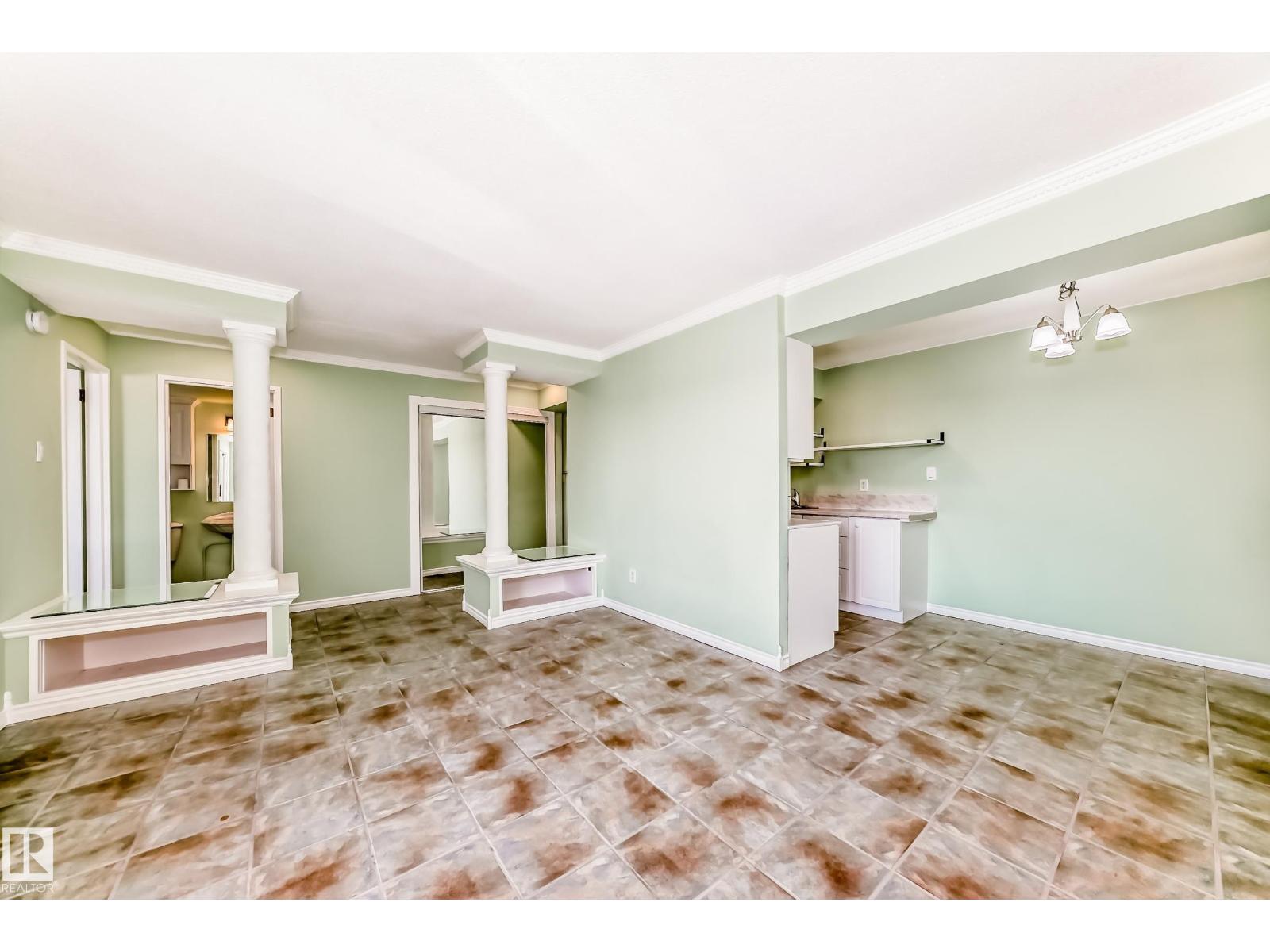 #606 8310 JASPER AV NW — photo 12