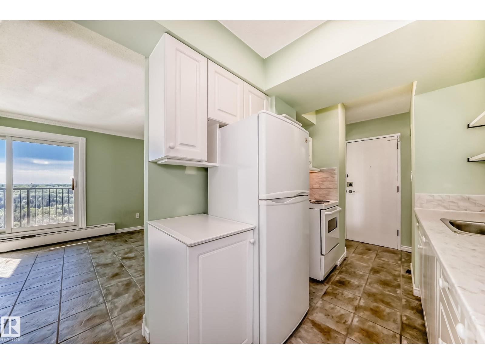 #606 8310 JASPER AV NW - 20