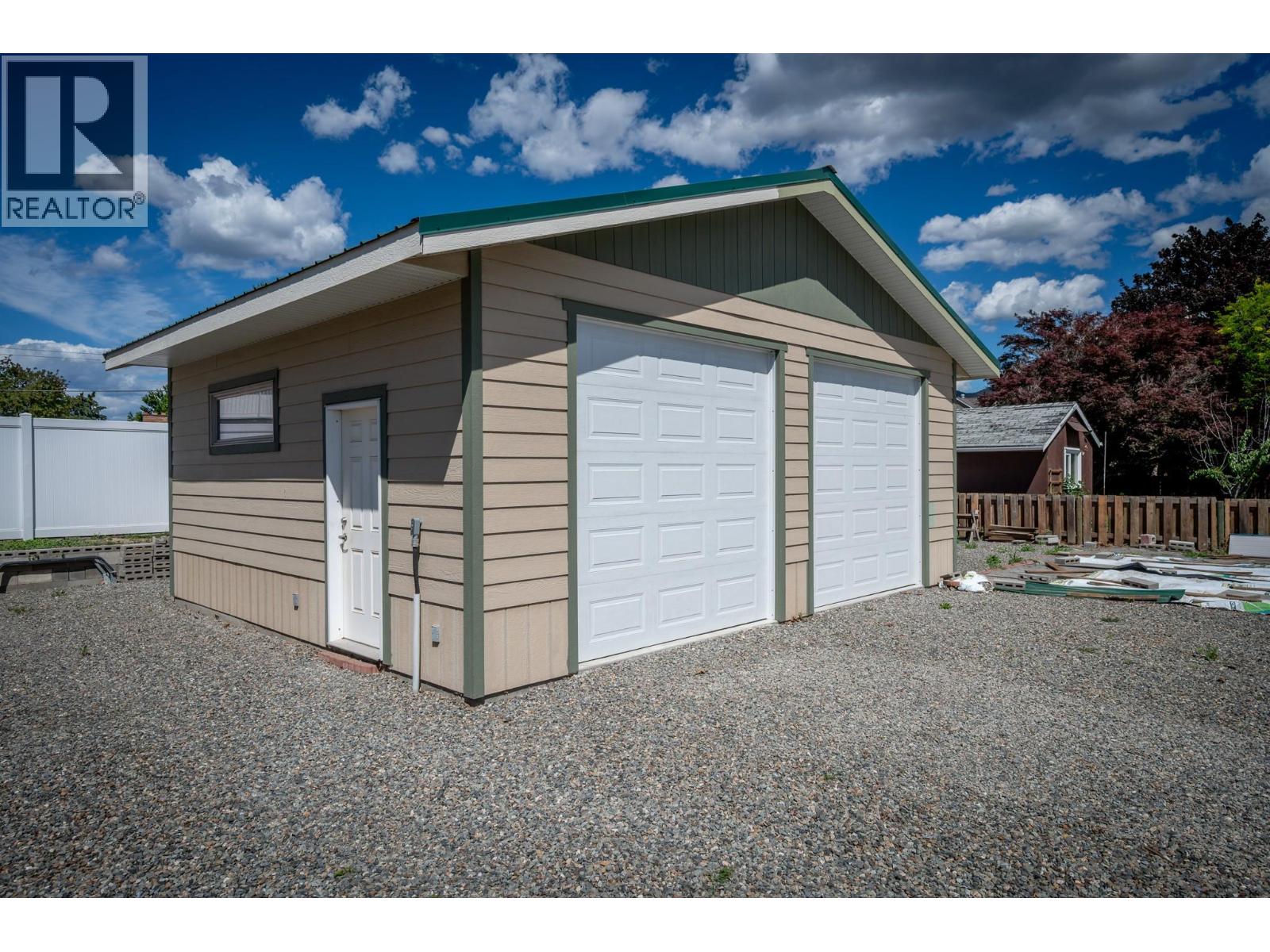828 MCBRIDE Street - 30