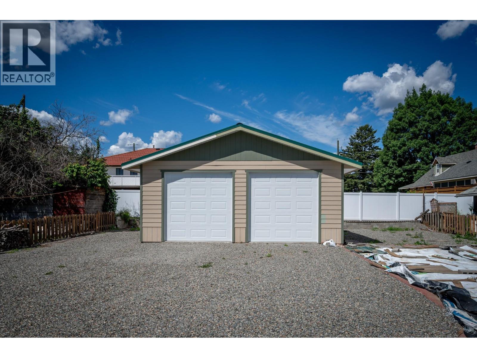 828 MCBRIDE Street - 29