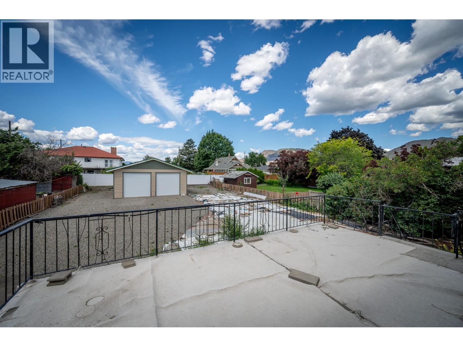 828 MCBRIDE Street - 12