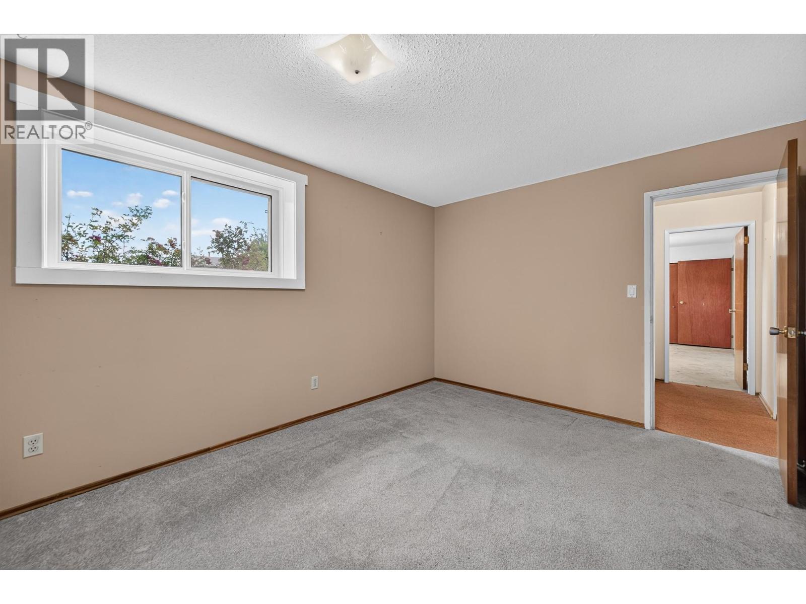 828 MCBRIDE Street - 23