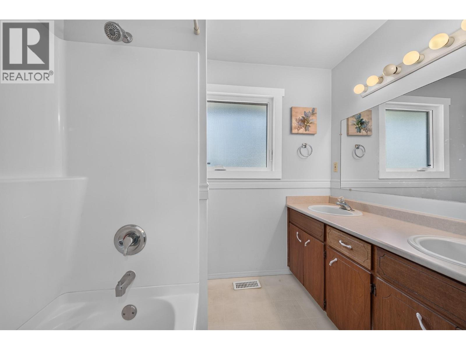 828 MCBRIDE Street - 18