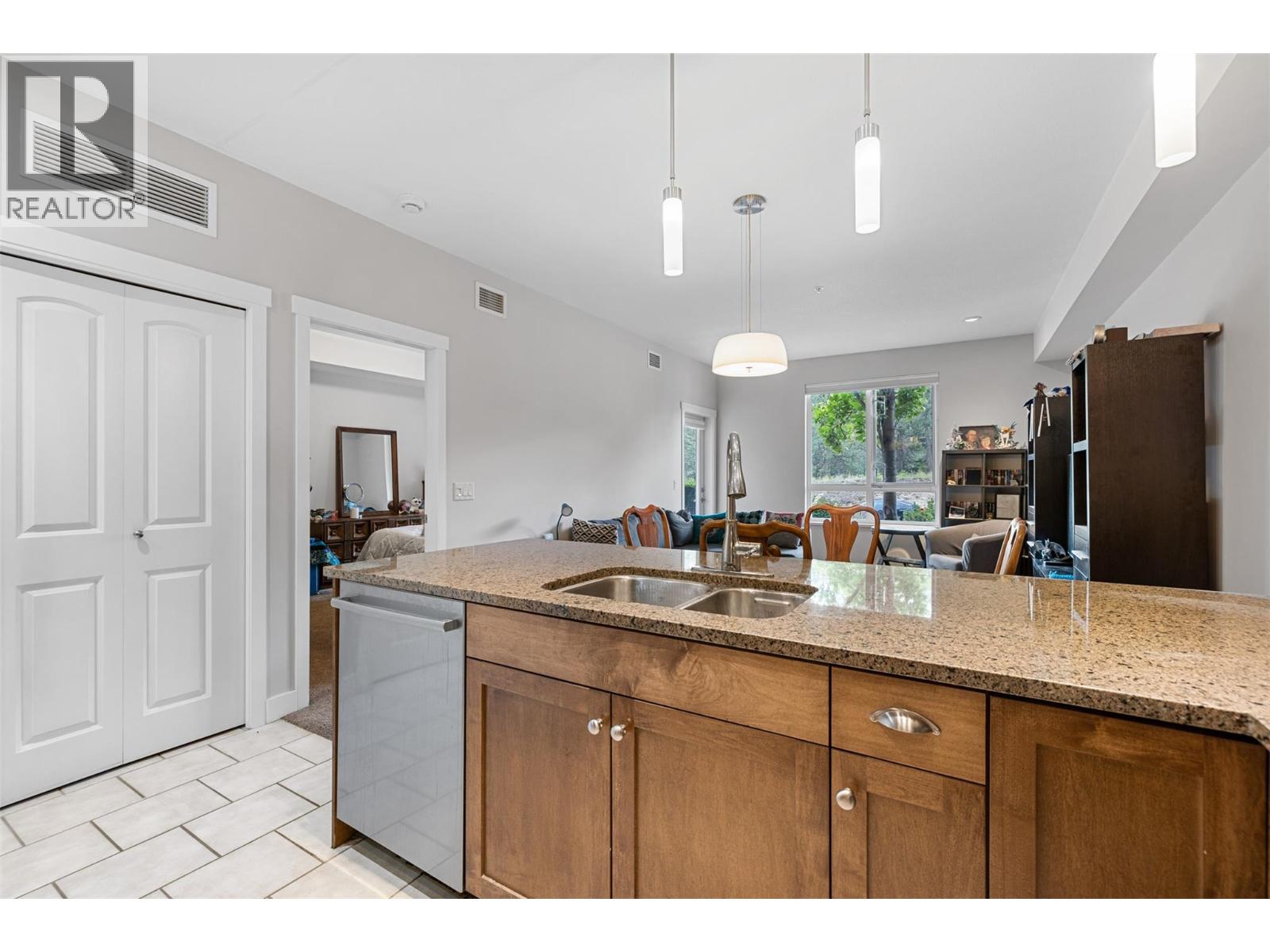 #2105 2200 Upper Sundance Drive - 8