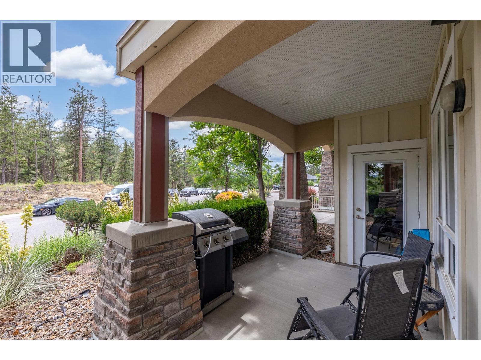 #2105 2200 Upper Sundance Drive - 13