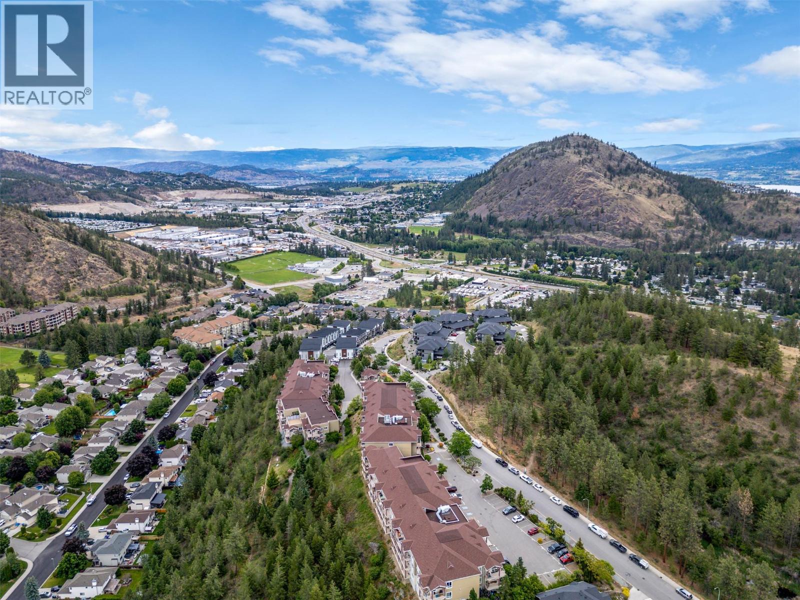#2105 2200 Upper Sundance Drive - 28