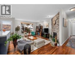 3pc Ensuite bath - 5821 Atkinson Crescent, Peachland, BC V0H1X4 Photo 9