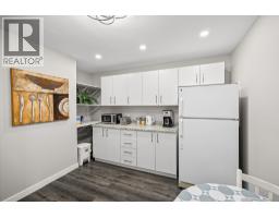 5821 Atkinson Crescent, Peachland, BC V0H1X4 Photo 46