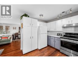 Bedroom - 5821 Atkinson Crescent, Peachland, BC V0H1X4 Photo 6
