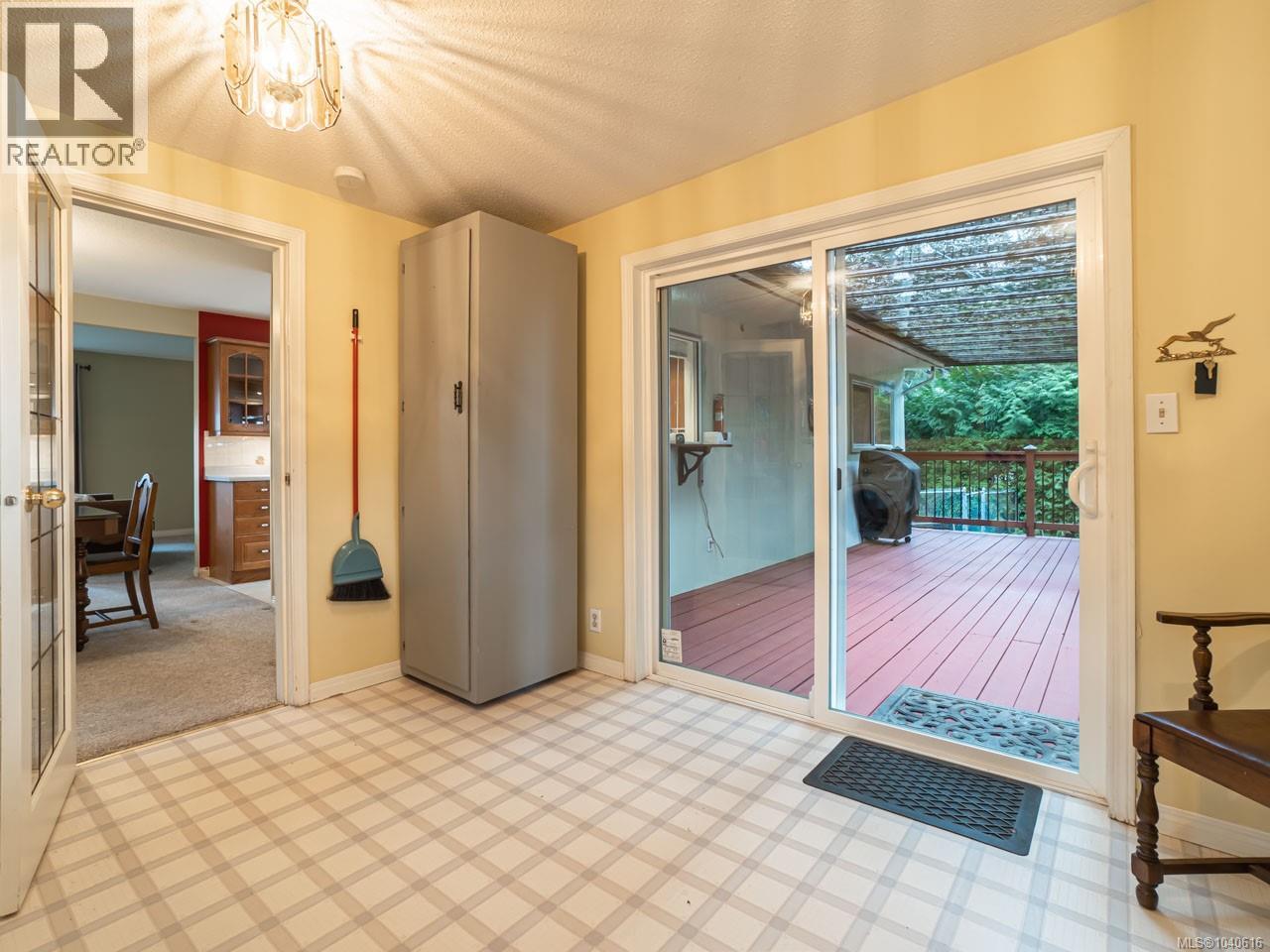 5515 Turner Rd - Image 18