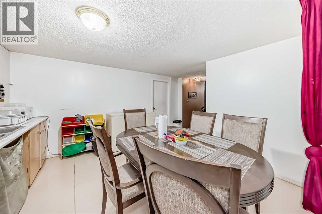 8222 Fairmount Drive SE - 33