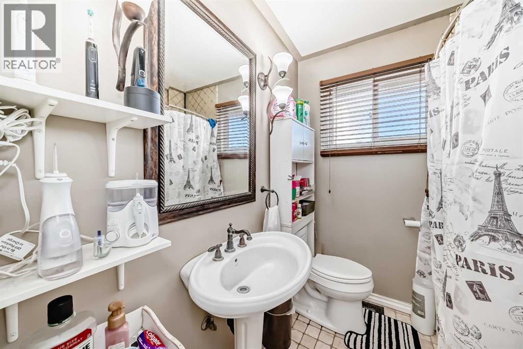 8222 Fairmount Drive SE - 27
