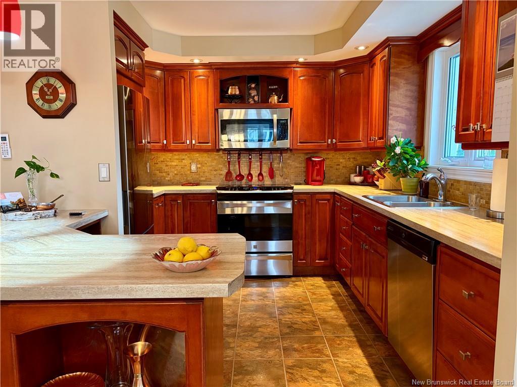 4073 Main - 12