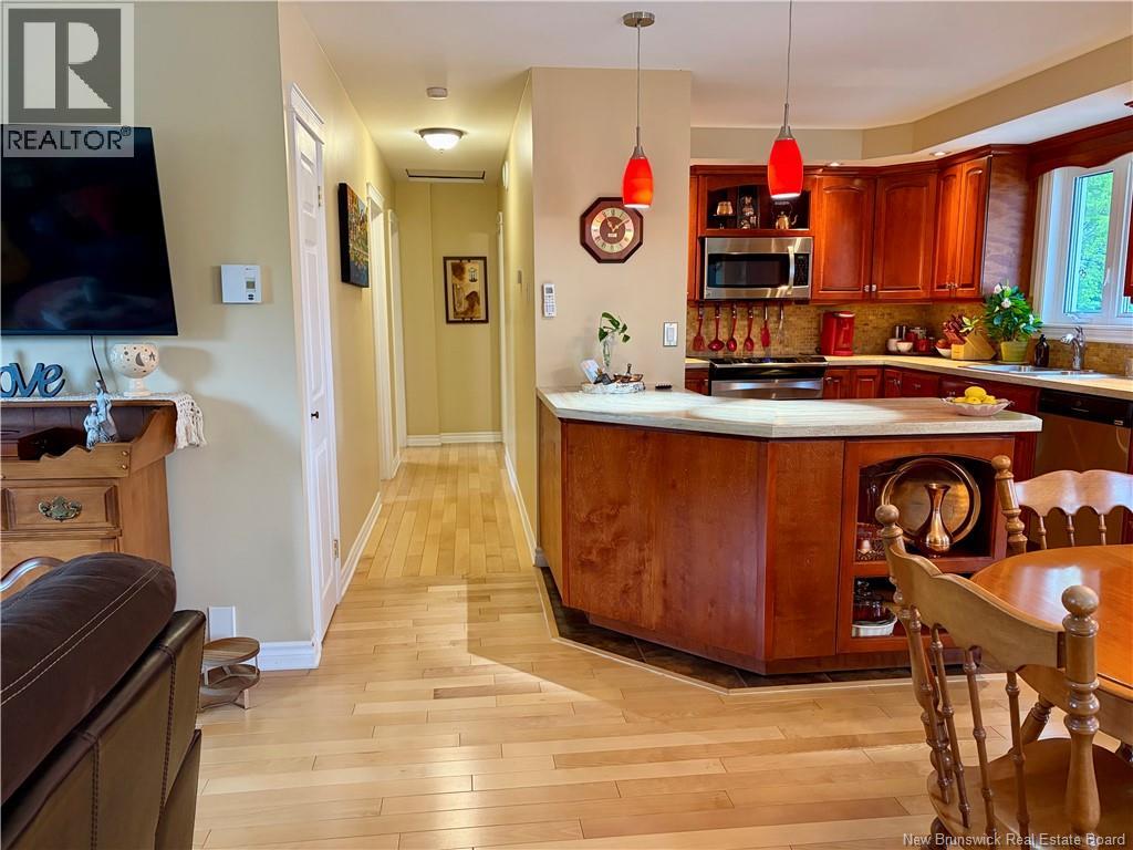 4073 Main - 21