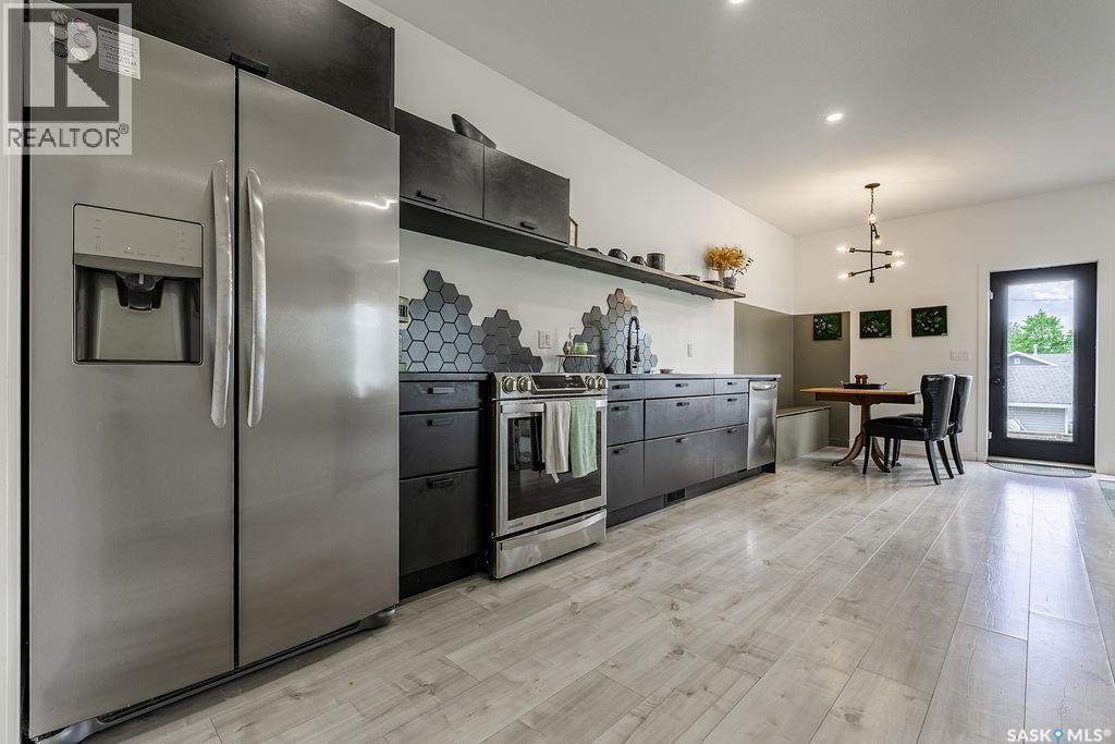 1539 E AVENUE N - photo 5